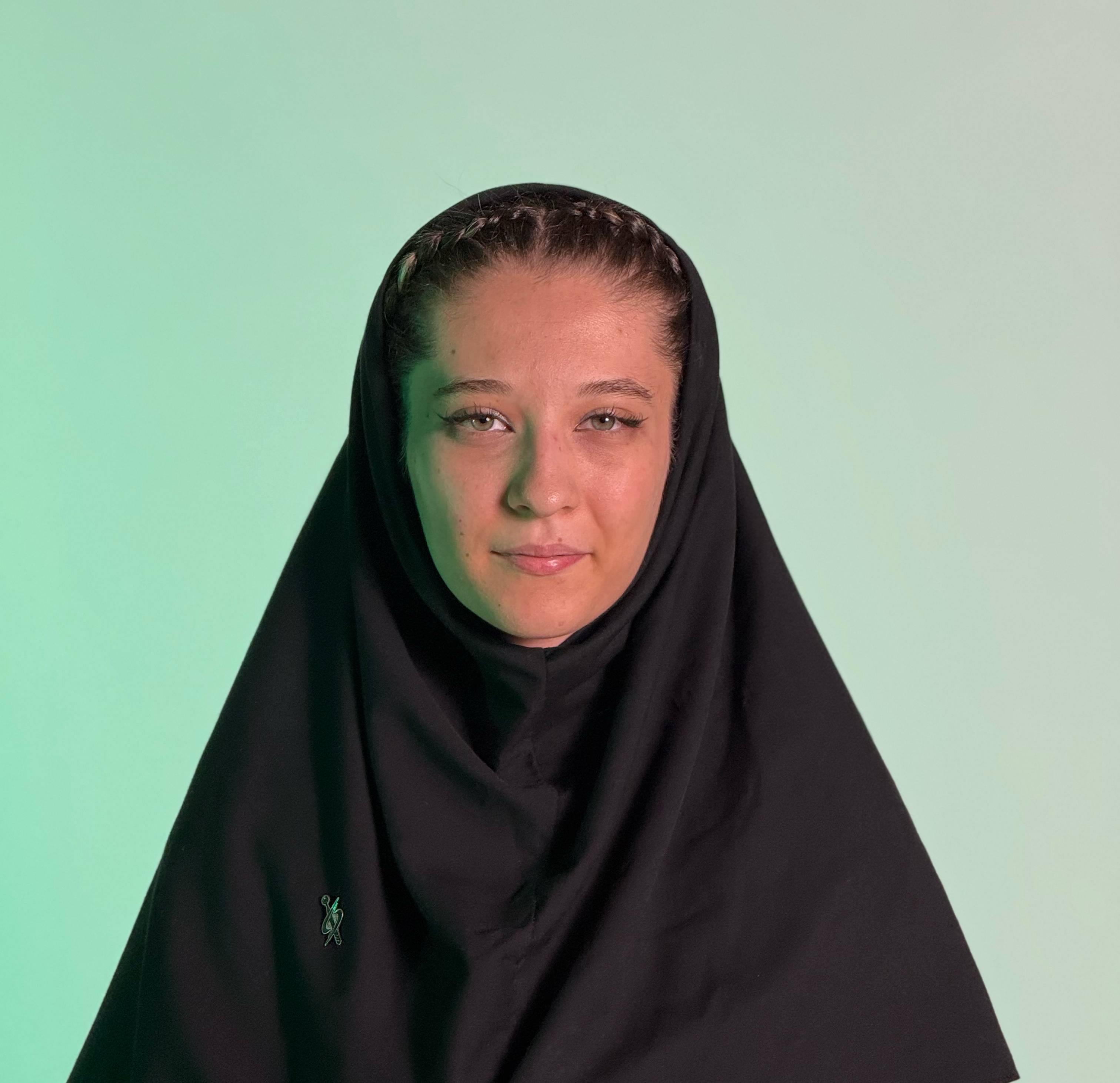 پریا غلامی - کارشناس تحقیق و توسعه IPSS